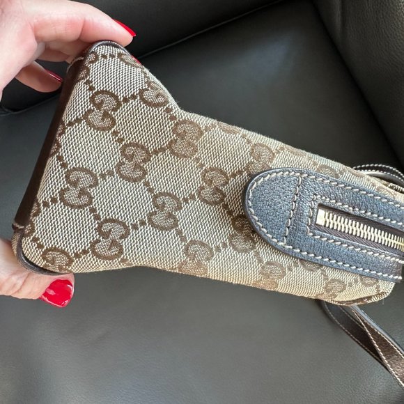 PREOWNED A++ Condition. Practically New Gucci GG Monogram Boston Handbag - Picture 4 of 16